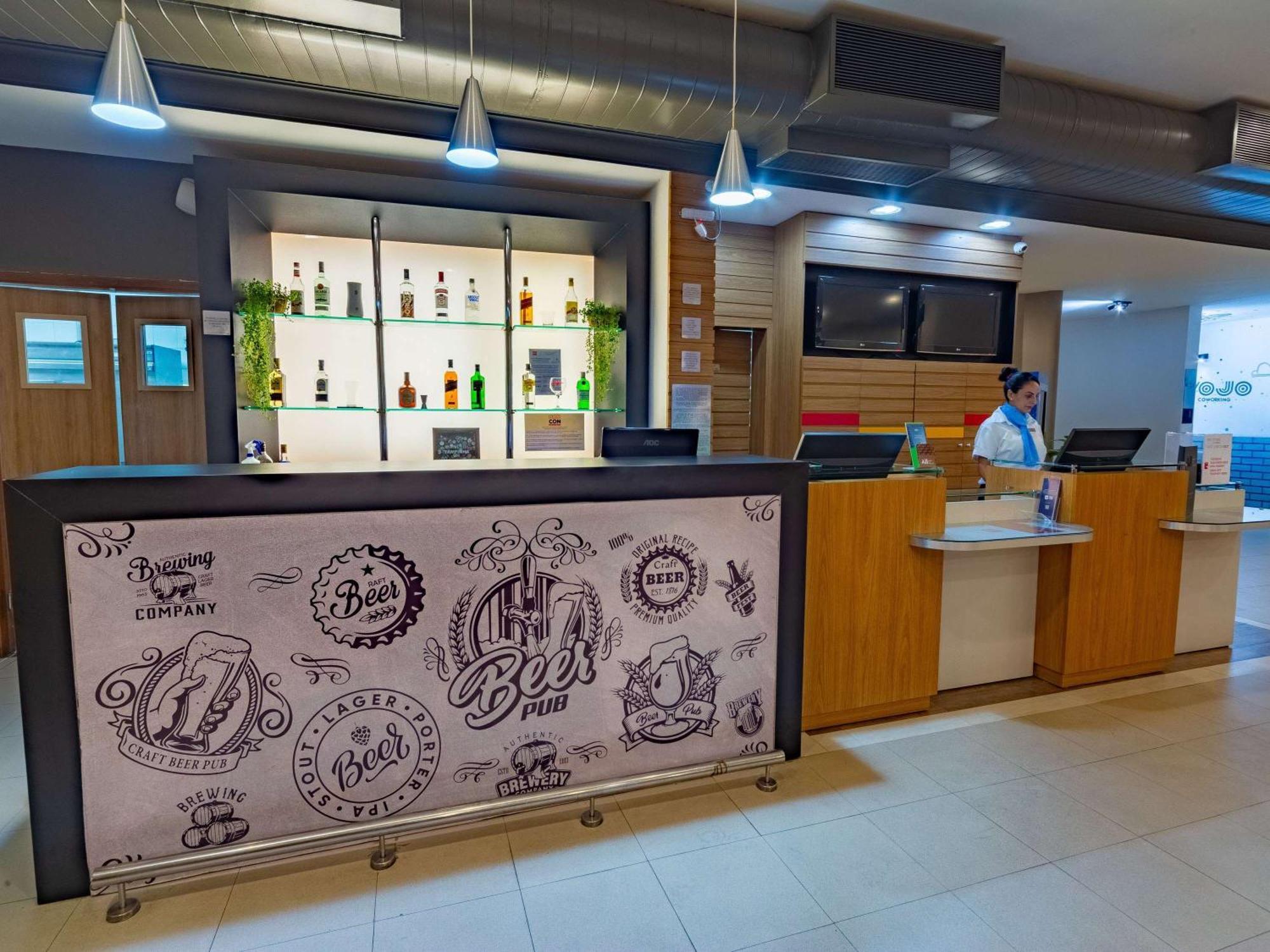 Ibis Manaus Distrito Industrial Eksteriør billede