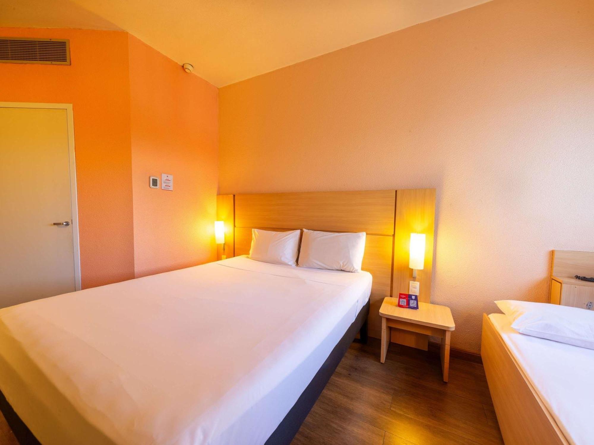 Ibis Manaus Distrito Industrial Eksteriør billede